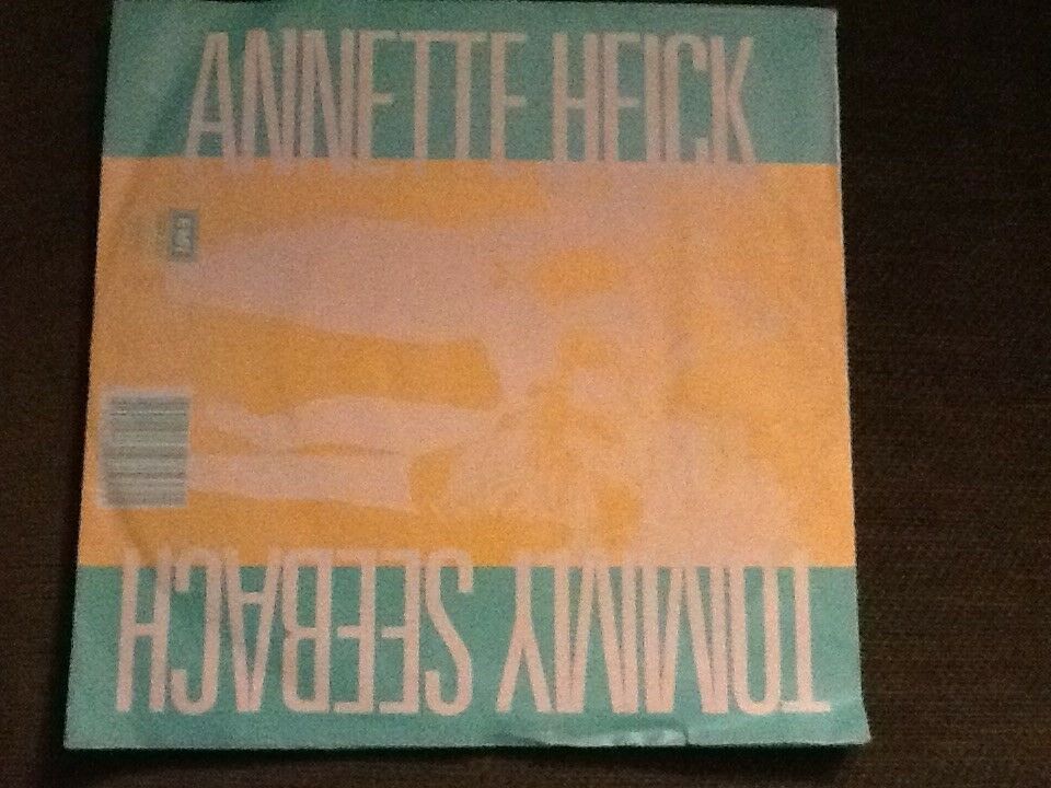 Single, Liller, Anette Heick