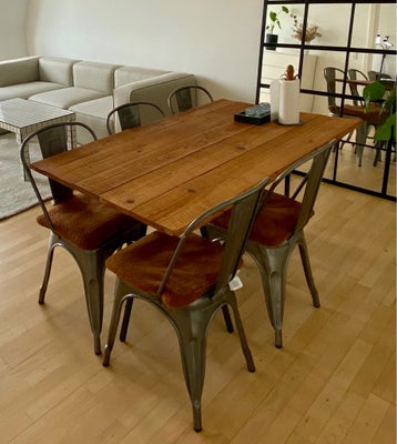Spisebord, Træ, b: 70 l: 150, Fint hjemmelavet plankebord med IKEA Lerberg bukke. 
Mål er ca. 