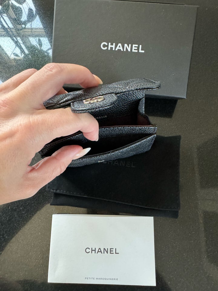 Pung, Chanel