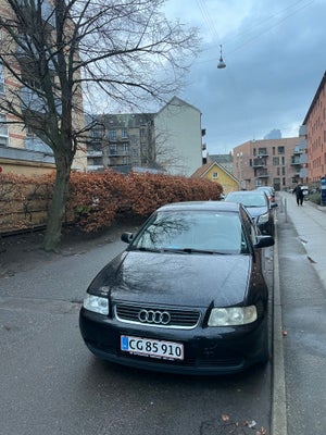 Audi A3, 1,6 Ambition, Benzin, 2003, km 199600, sort, klimaanlæg, aircondition, ABS, airbag, 5-dørs,