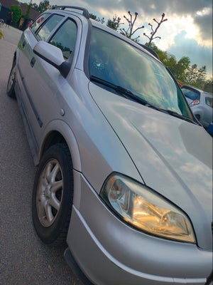 Opel Astra, 1,6 16V Comfort, Benzin, 2004, km 286684, sølvmetal, træk, nysynet, aircondition, airbag
