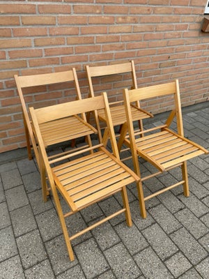 Bord og klapstole, Sælges samlet for 500,- 

Klapbord/kuffert med 4 gode klapstole

















