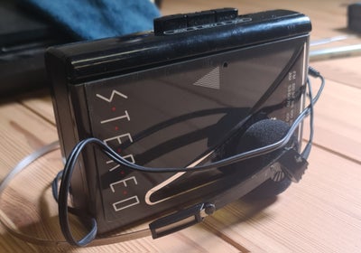 Walkman, Andet, Sanyo MGR64 Radio / Kassetteafspiller Walkman , Rimelig, En rigtig retro walkman til