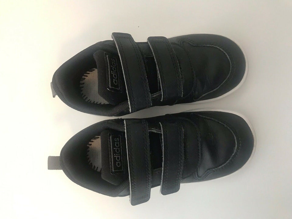 Sneakers, str. 26, Adidas