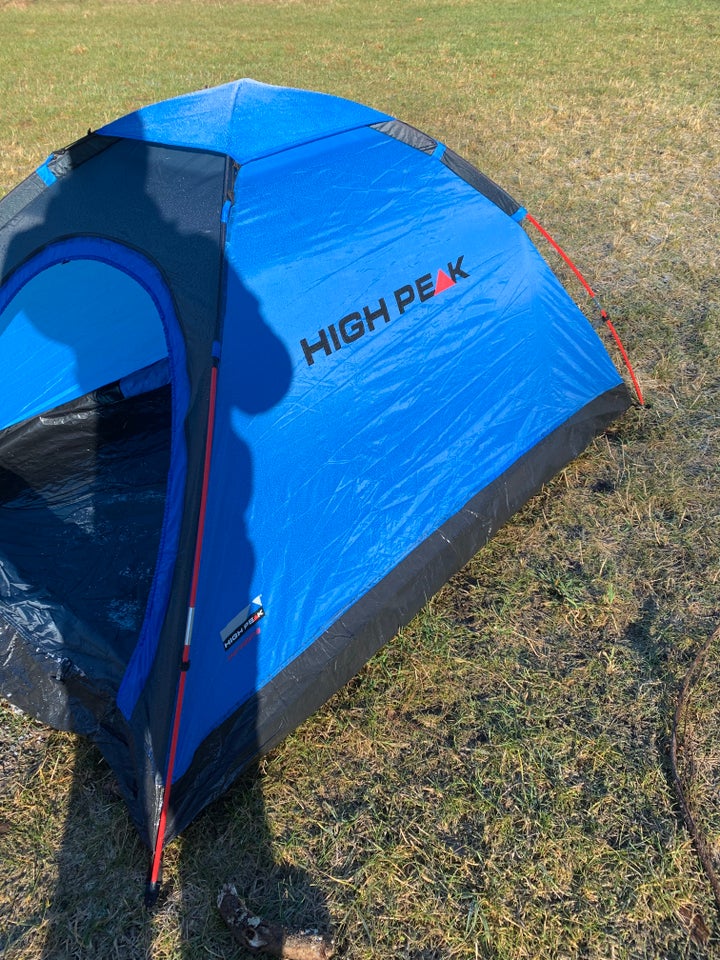High Peak Monodome telt
