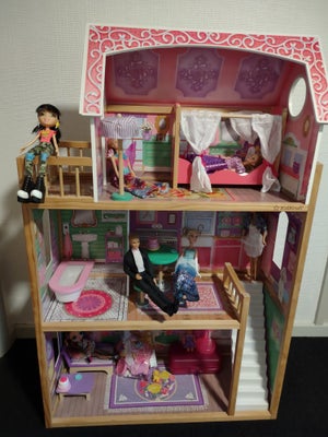 Dukkehus, Dukke / Barbiehus, Velholdt Dukke/Barbie hus med forskellige møbler og dukker. 33x75x115 c