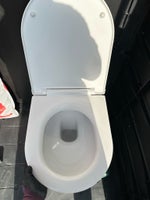 Toilet, Laufen Pro, væghængt
