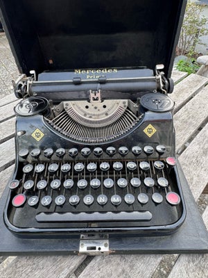 Skrivemaskine, Mercedes Prima - dansk tastatur incl kasse. I fin stand