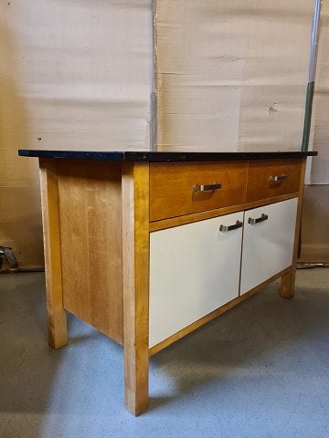 Ikea køkkendisk
 Kr. 1600,-