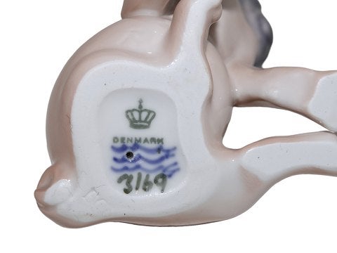 Royal Copenhagen hundefigur

Moppe hvalp