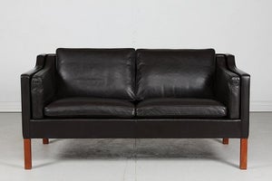 Børge Mogensen

2 personers sofa 2212
m/mørk moccafarvet