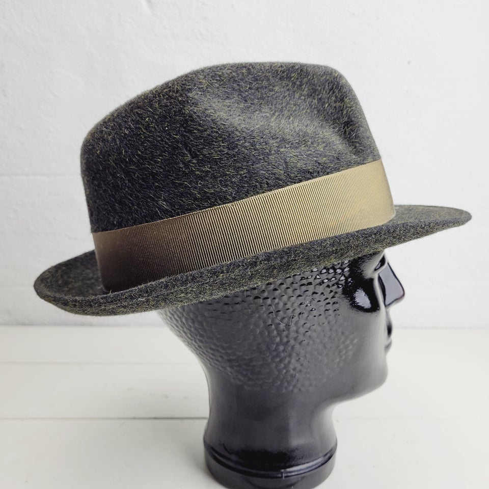 ⭐️- Vintage Hat  - Guimbale