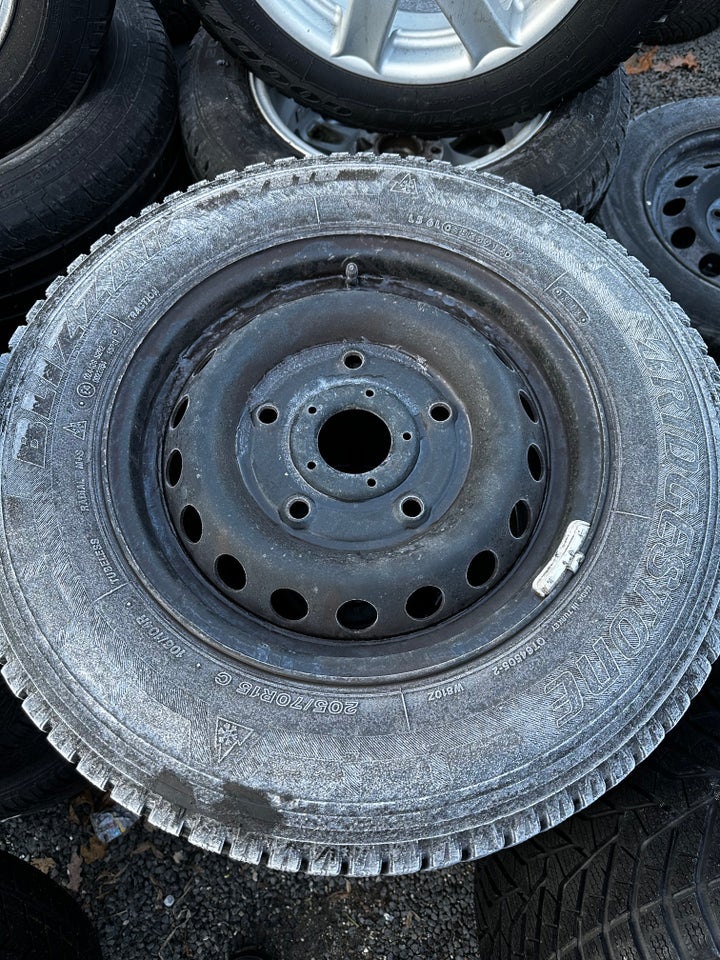 Ford Tranzit Stålfælge med Bridgestone vinterdæk...