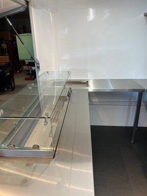 Foodvogn/ Trailer / Salgsvogn Chrome design 