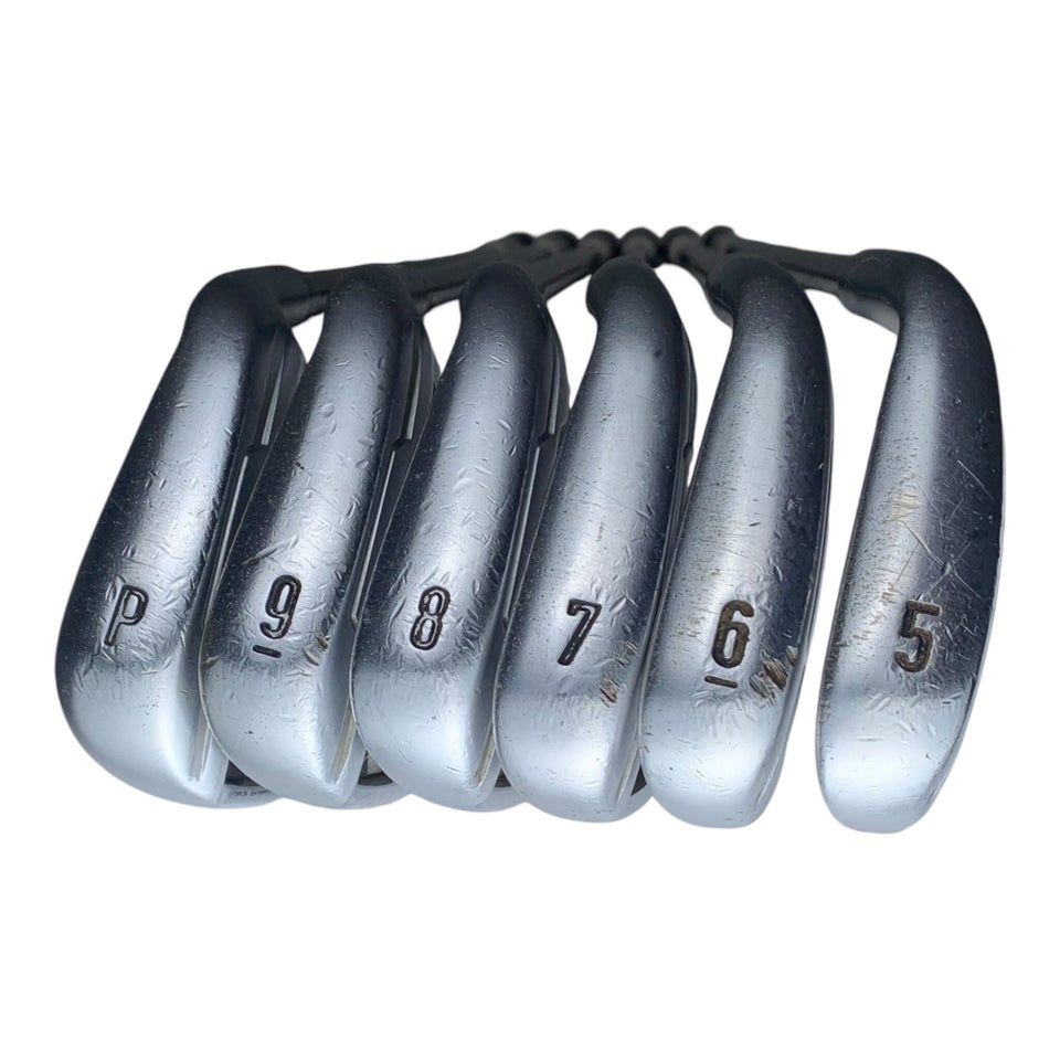 Callaway Apex CF16 Ironset / Flex Stiff - Graphi...