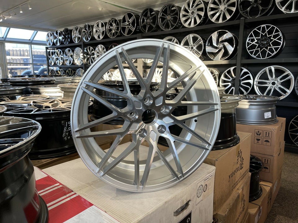 Ny 19” Alufælge Performance Wheels 5x120 , 4x8.5...