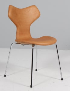 Arne Jacobsen Grand Prix stol, model 3130, Vintage anilin