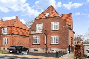 7-værelses Villa på 220 m² til 11350000 kr. Hannerupgårdsvej 27, 5230 Odense M