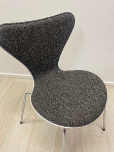 3107 syverstol af Arne Jacobsen 