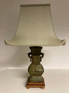 Asiatisk bordlampe, bronze