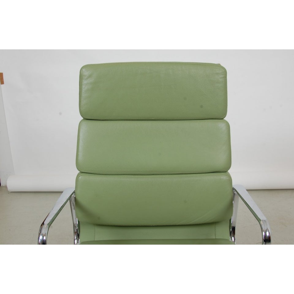 Charles Eames kontorstol Ea-219 fuldpolstret i g...