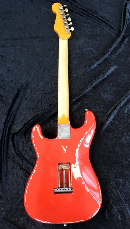  TILBUD Miller Stratocaster 63 i Dakota Red reli...