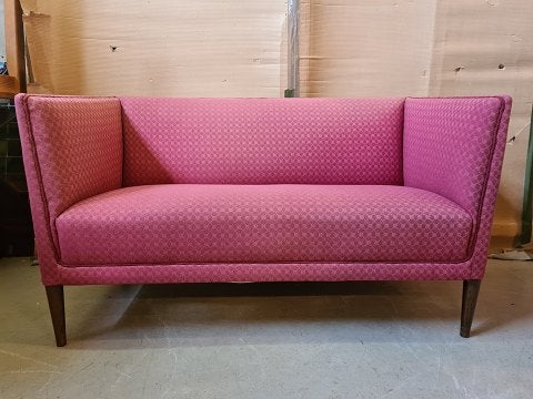 Lille sofa
 Kr. 3500,-