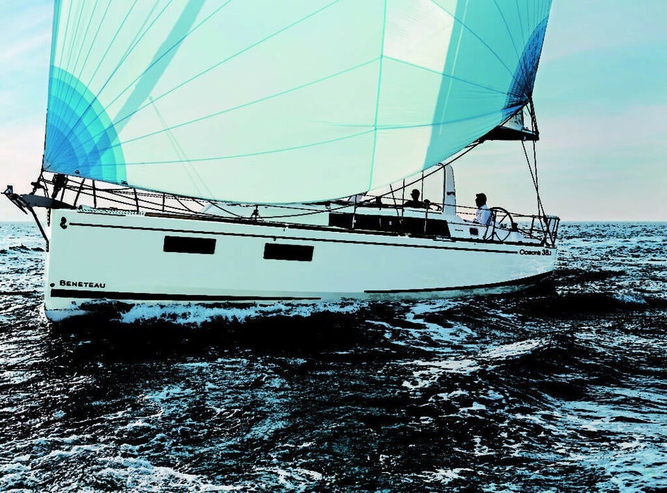 Beneteau Oceanis 38.1