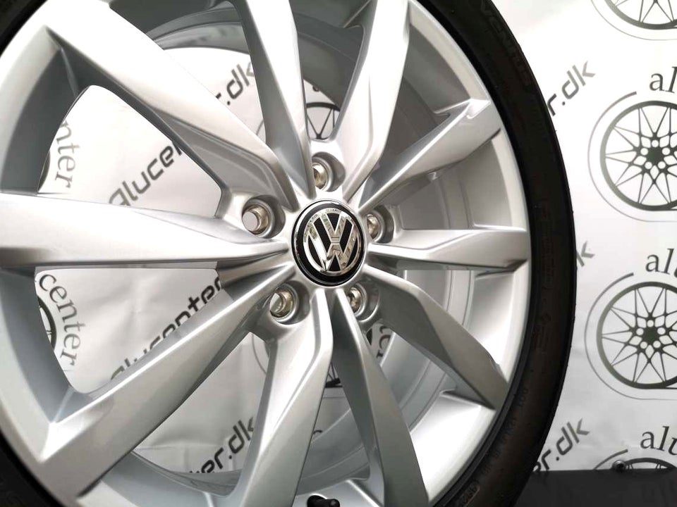 17" NYE ORIGINALE VW GOLF 6 / 7 sommerhjul Hankook