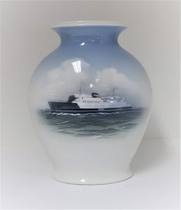 Royal Copenhagen. Vase. Model 4614. Højde 22 cm.  (1 sorteri
