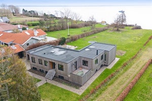 4-værelses Villa på 180 m² til 15000000 kr. Tjørnevej 27, Thurø, 5700 Svendborg