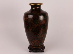 Cloisonné 
Stor vase på stand