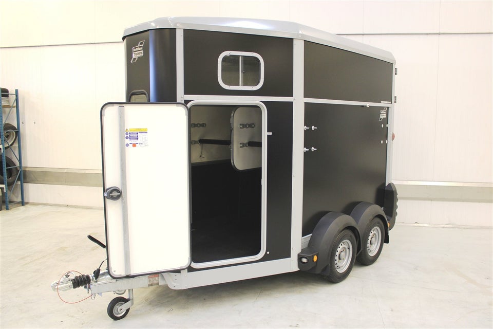 Ifor Williams HB506 Premium | Hestetrailer med f...