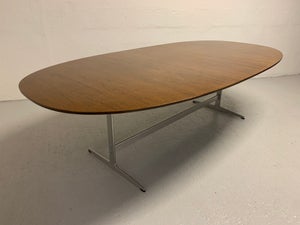 Mødebord, Piet Hein & Arne Jacobsen