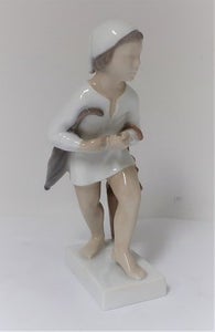 Bing & Grøndahl. Porcelænsfigur. Ole Lukøje. Model 2055. Høj