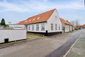 5-værelses Villa på 225 m² til 1995000 kr. Kirkestræde 45, Nexø, 3730 Nexø