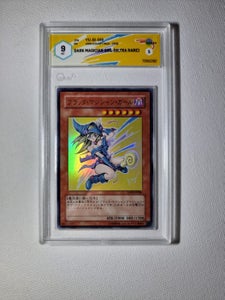 Konami - 1 Graded card - Yu-Gi-Oh! - Dark Magician Girl - Yu-Gi-Oh! First Ser...