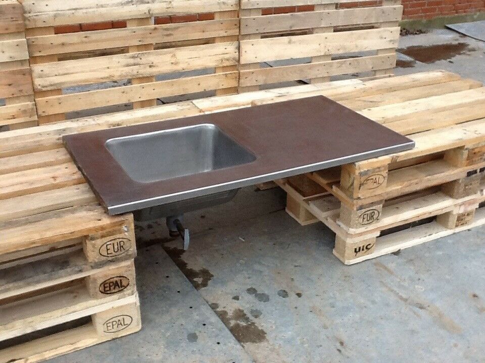 Køkkenbord / storkøkken - 1175 mm stor vask
