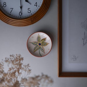 Lille mini platte til væggen med blomst, blomster platte, platter, vægkunst
