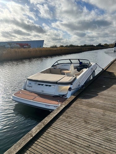 Bayliner VR5