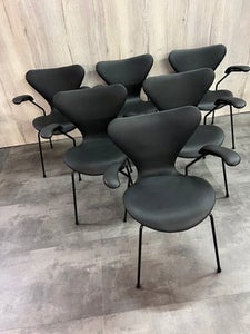 Arne Jacobsen syver stole nypolstret pris 6 stk