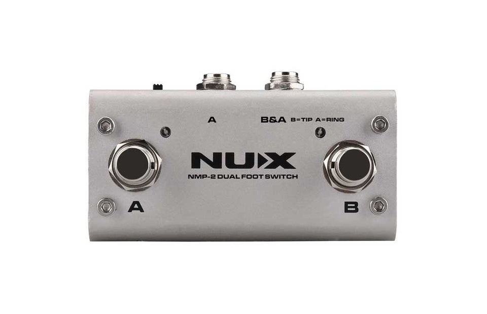 Nux Loop Core Deluxe Bundle loop-guitar-pedal