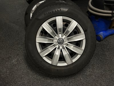 Find Fælge i Fælge med dæk og tilbehør   VW, Pirelli   Køb brugt