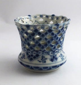 Royal Copenhagen. Musselmalet, helblonde. Vase / Holder til