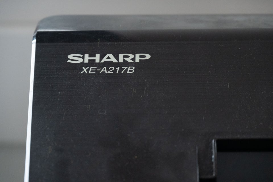 Brugt Sharp kasseapparat XE-A217 med stort flad...