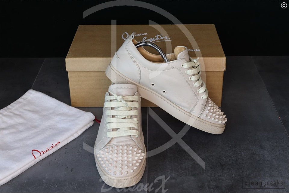 Christian Louboutin 'Colombe Mat' Junior Spikes...