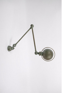  Jieldé væglampe med 2 stk. 45 cm arm i original vespagrøn med patina 