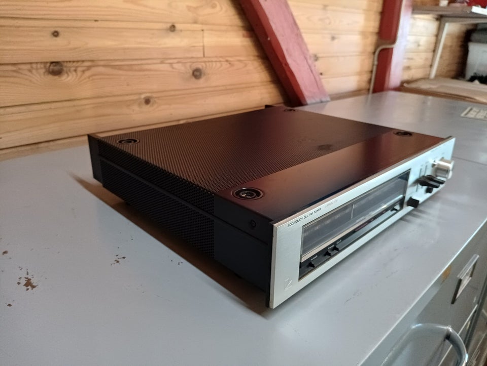 Luxman 5T10 – Laboratory Reference Series – Yder...