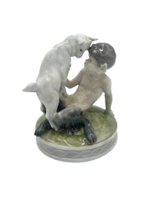 Nr: 498 - Faun med hvid ged - Royal Copenhagen RC