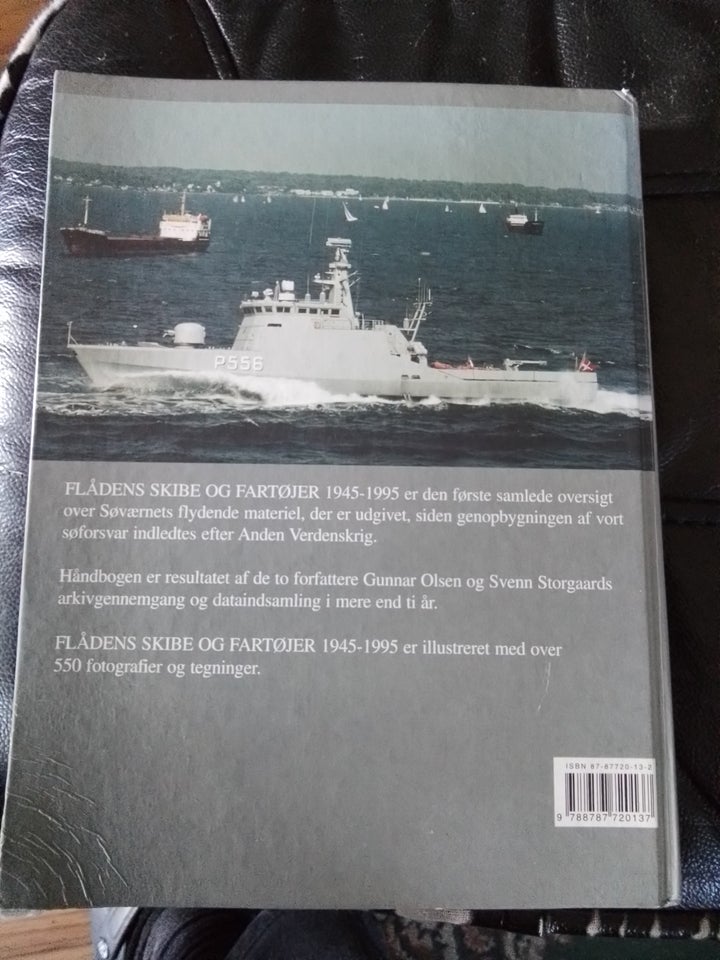 Flådens skibe og fartøjer 1945-1995  af Gunnar O...